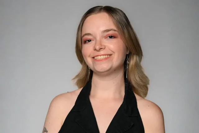 Bella Dixon_Headshot